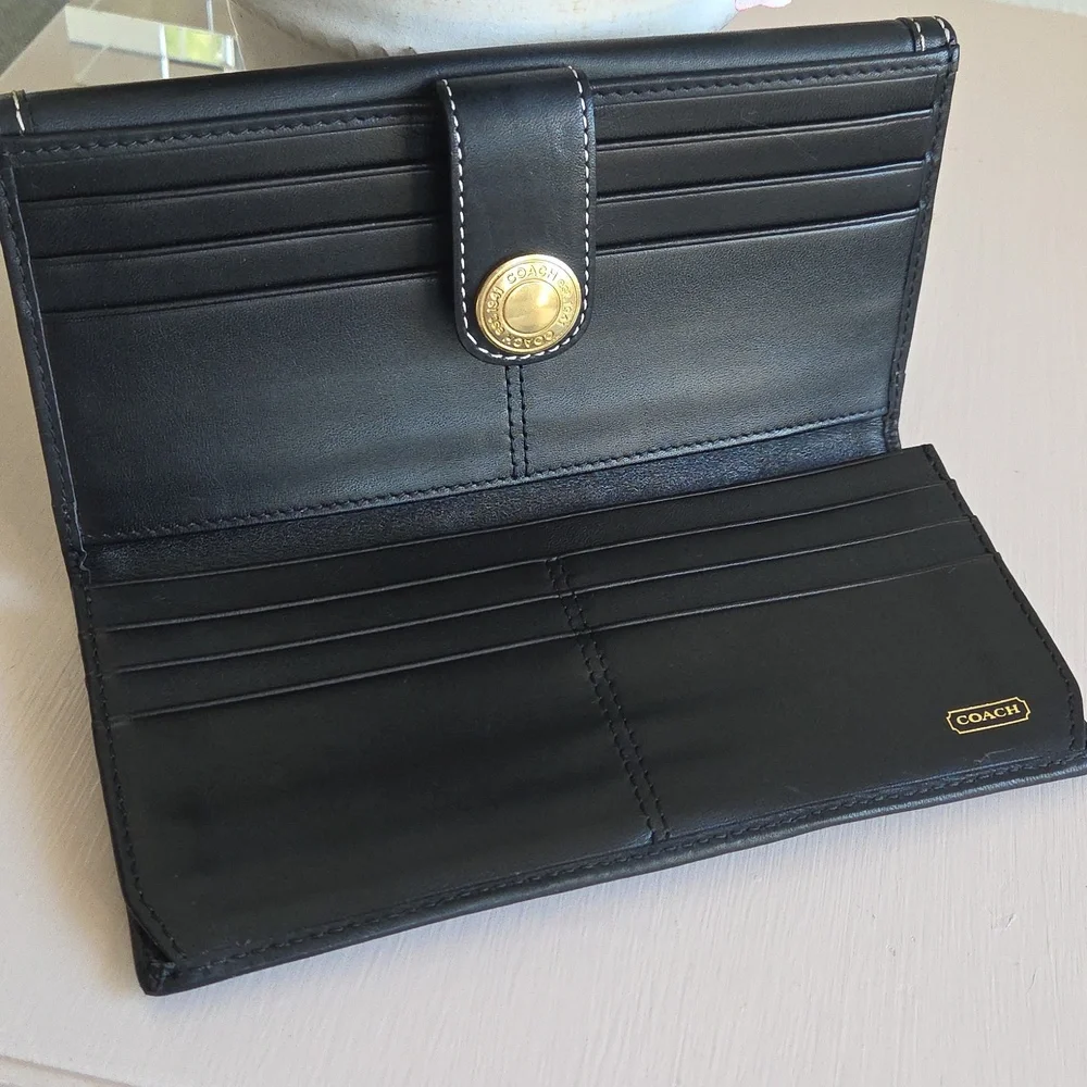 Coach Black Signature Leather Continental Wallet - Picture 6 of 9